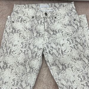 Loft snake Print modern skinny size 26 pants